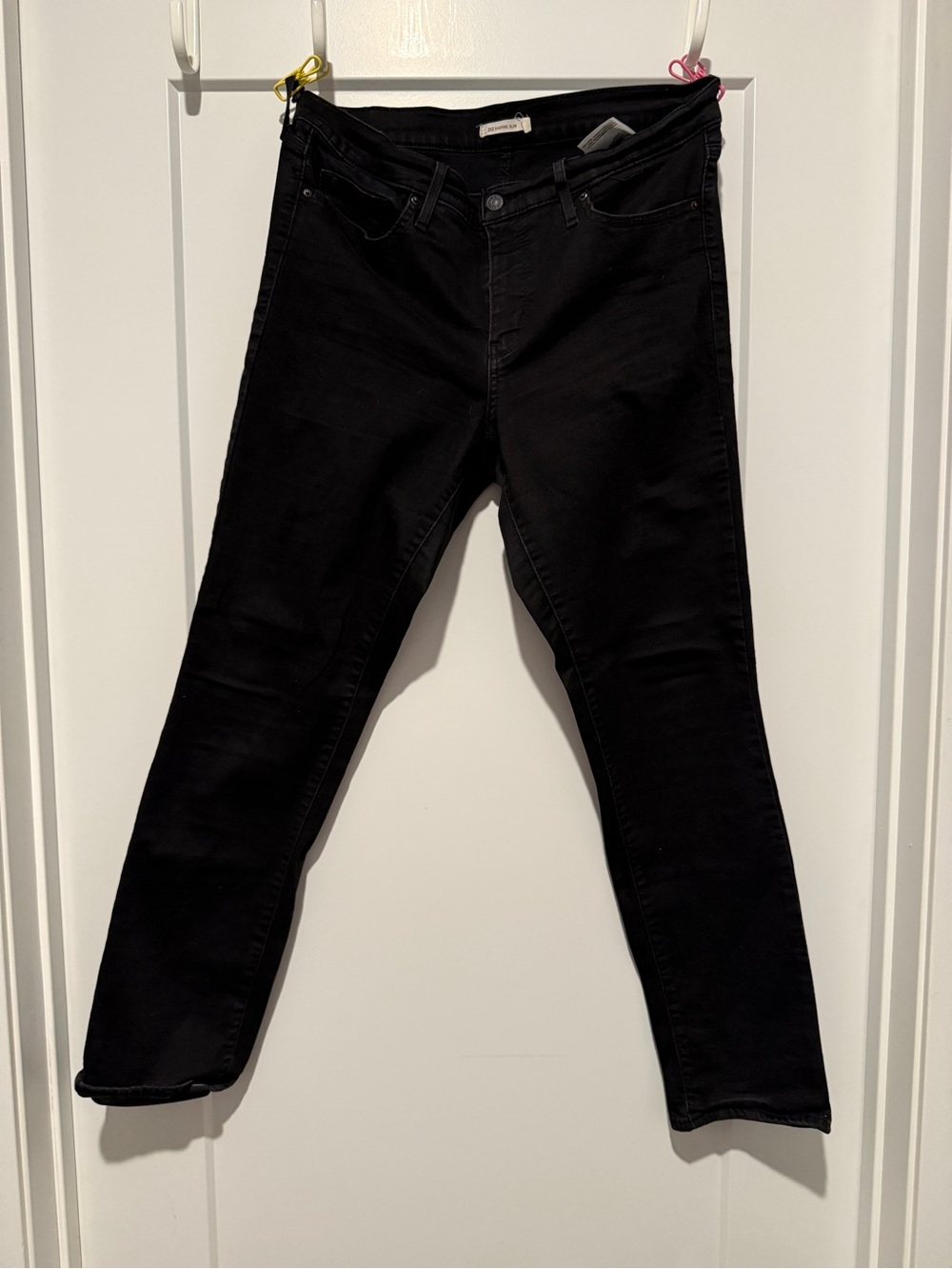 Levi's Black Women's Straight Leg Jeans
